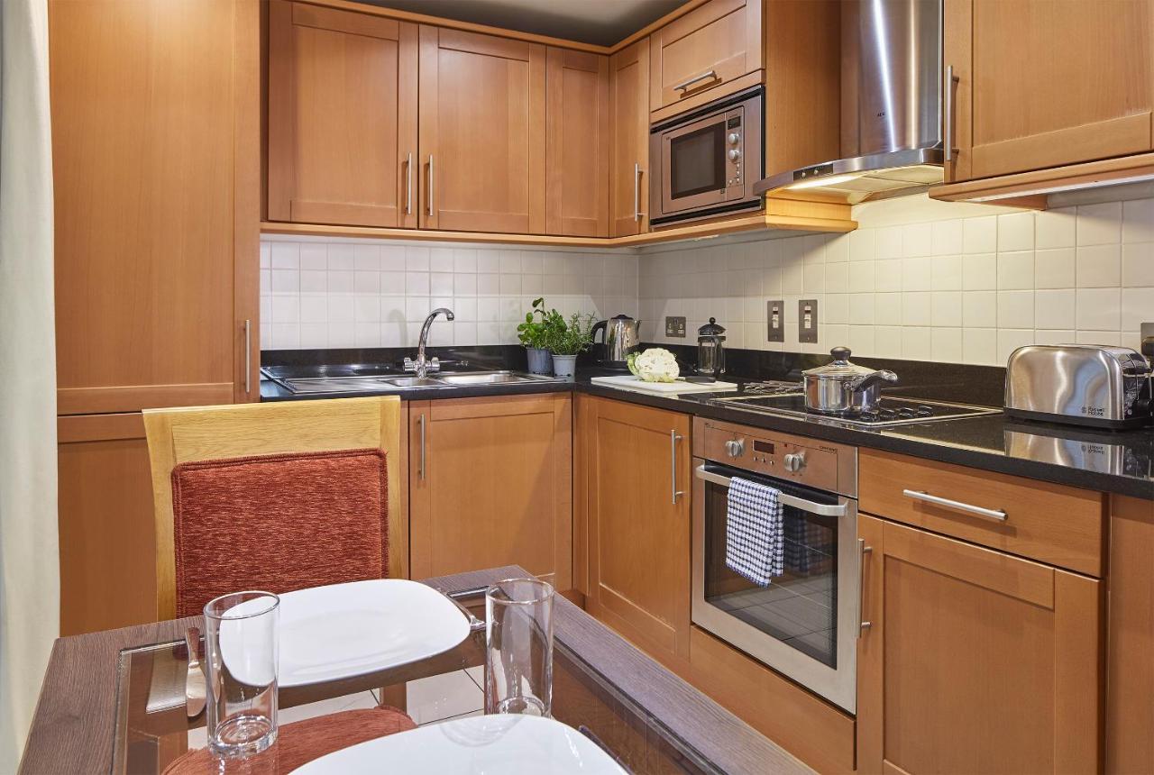 Marlin Apartments London City - Queen Street Экстерьер фото