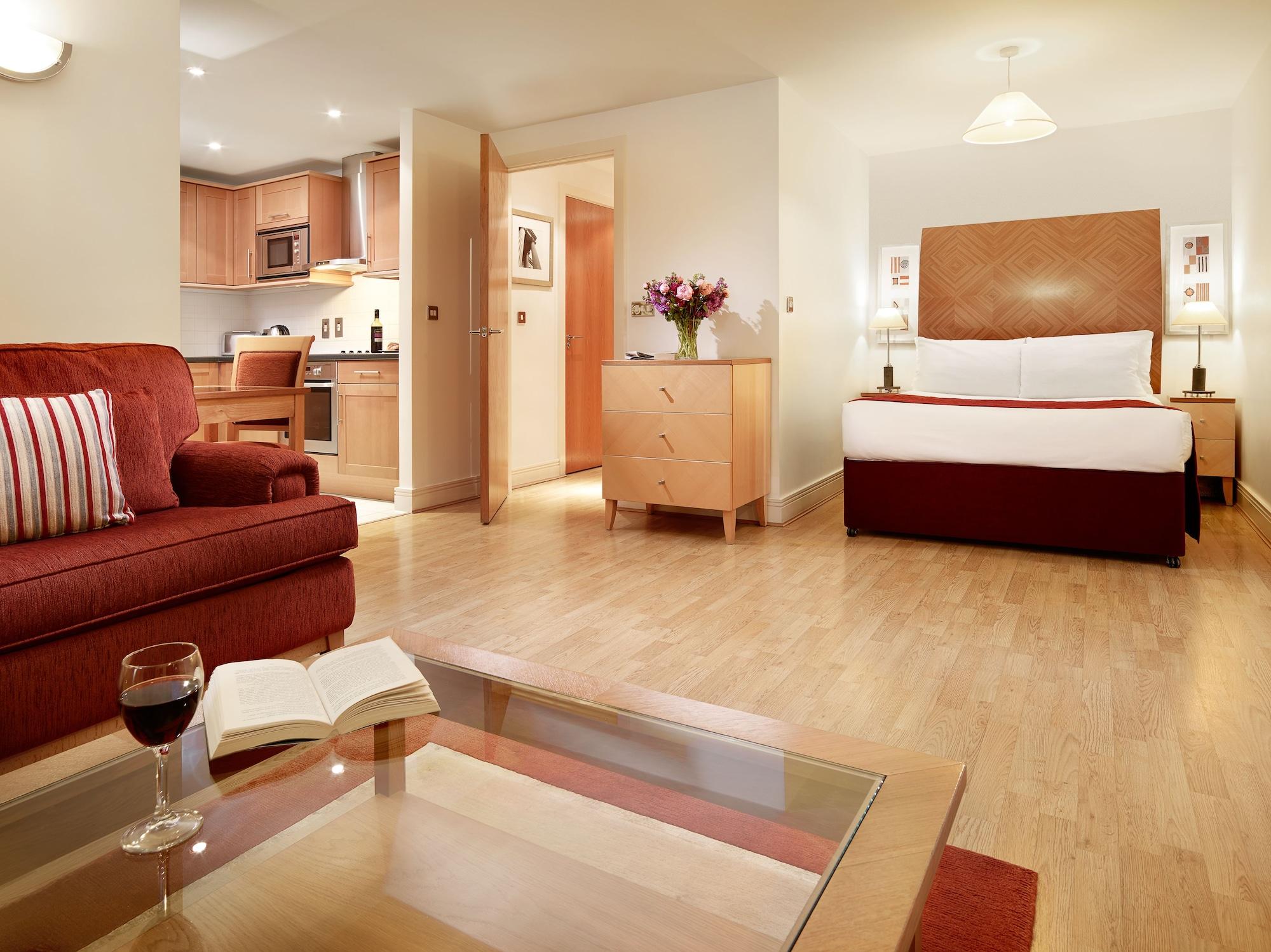 Marlin Apartments London City - Queen Street Экстерьер фото